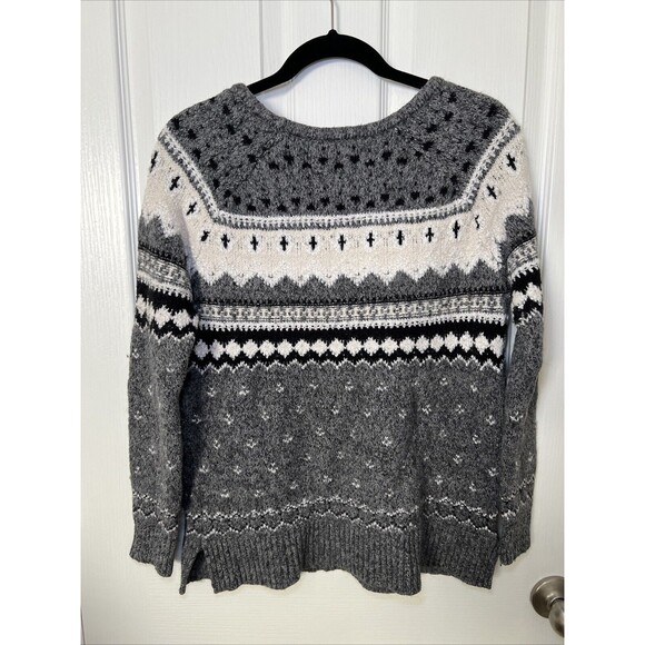 American Eagle Fair Isle Pullover Sweater Women's Small Round Neck Gray NEW - Picture 3 of 8